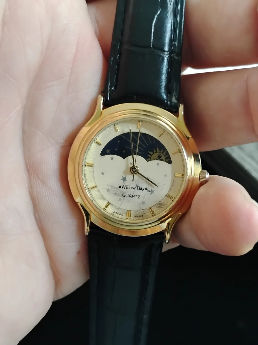 Willow Bay Gold-Tone Quartz Watch with Black Leather Strap